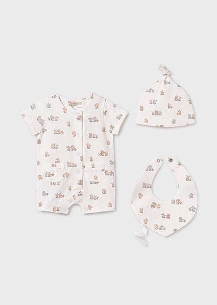 Set nascita completo: tutina corta, cappello, bavaglino e calzine