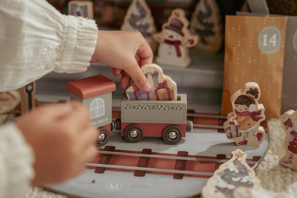 Calendario dell'avvento trenino