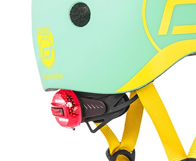 Casco Scoot & Ride - Con chiusura magnetica