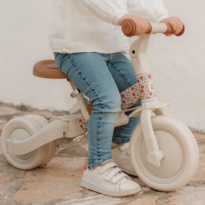 Triciclo 4 in 1 con maniglione - Si trasforma per crescere con il tuo bimbo