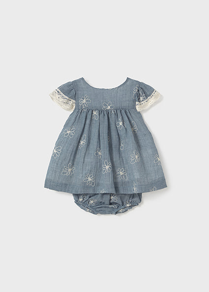 Vestito e culotte