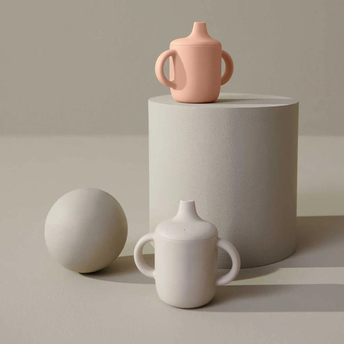 Tazza in Silicone Neil con Beccuccio e Manici -Ideale per Bambini