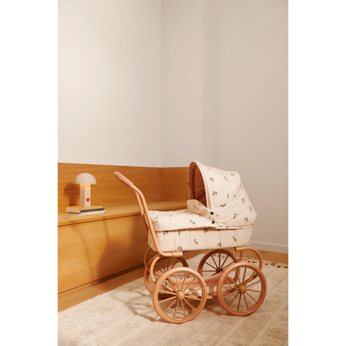 Carrozzina classica per Bambole Adaline