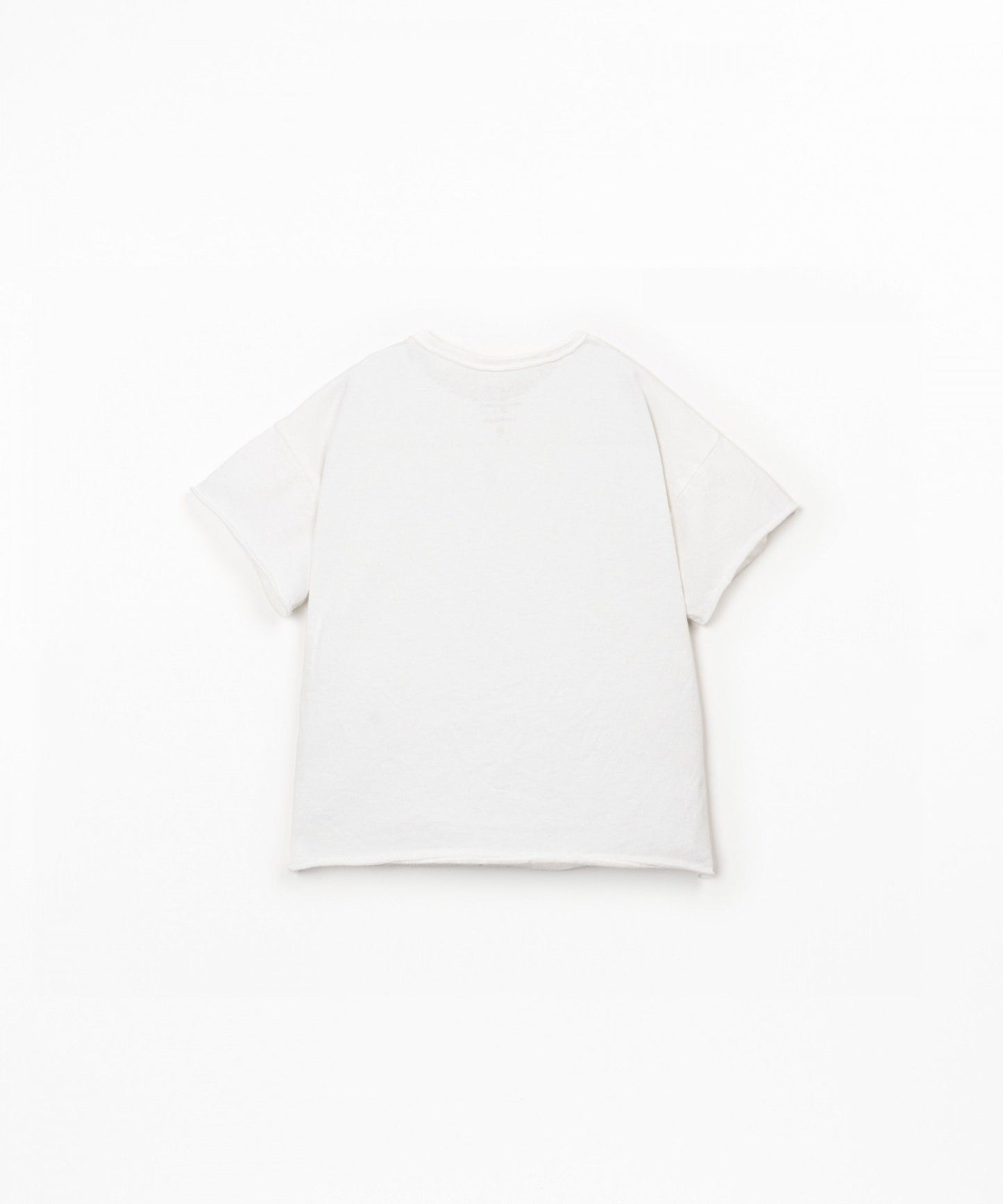 T-SHIRT DI MAGLIA