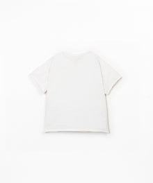 T-SHIRT DI MAGLIA