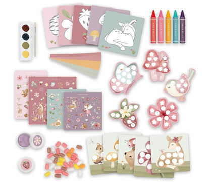 Set creativo con diverse attività