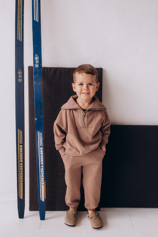 Maglioncino in Felpa di Cotone Biologico con Mezza Zip 'Everyday Essentials'