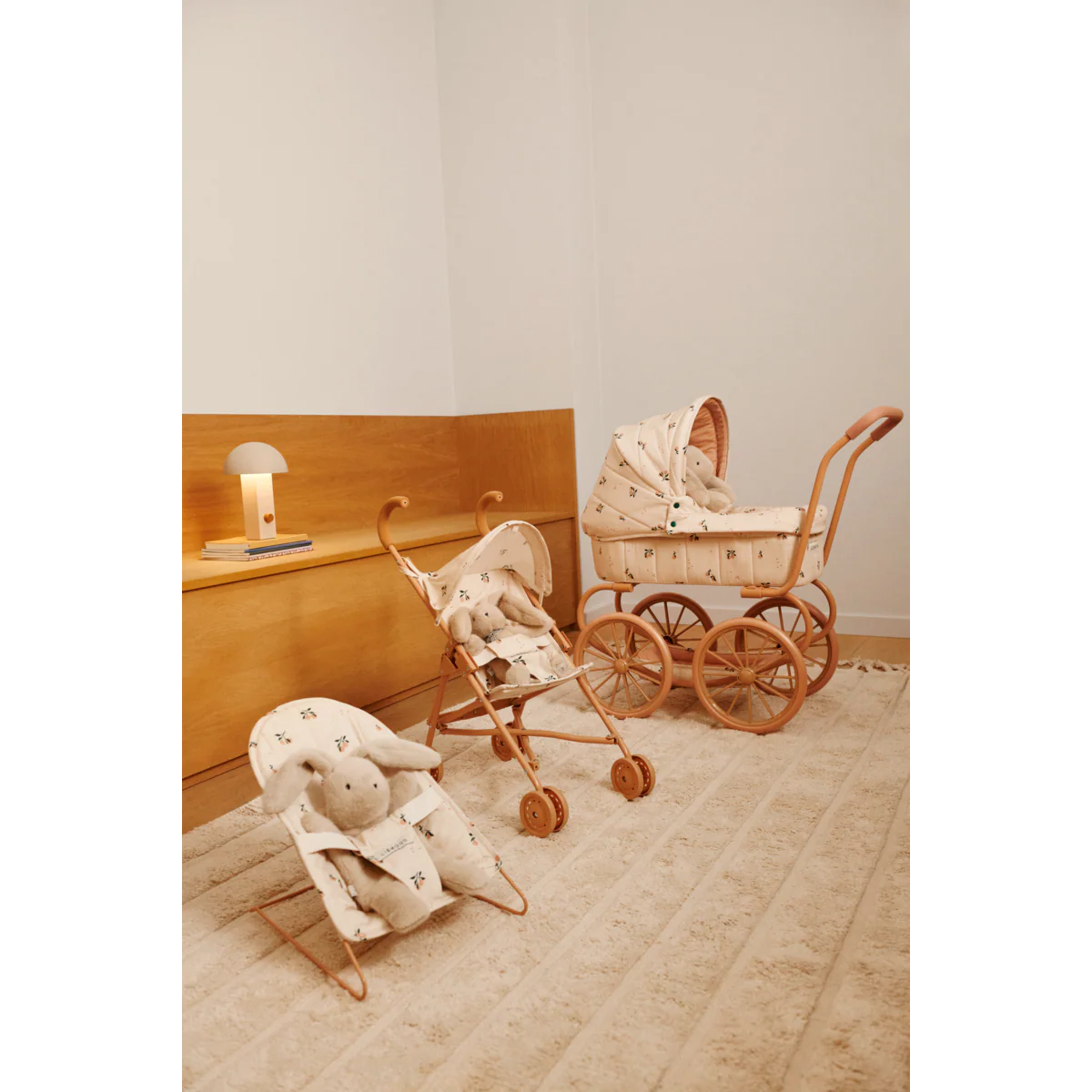 Carrozzina classica per Bambole Adaline