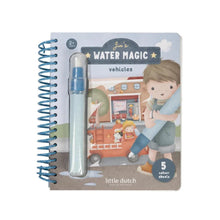 Libro magico da colorare con acqua