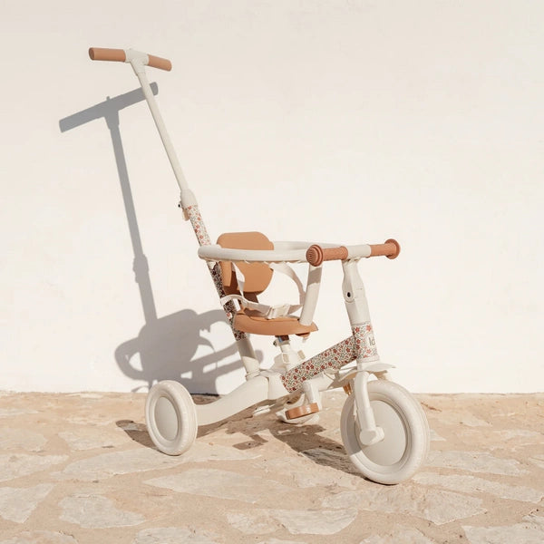 Triciclo 4 in 1 con maniglione - Si trasforma per crescere con il tuo bimbo