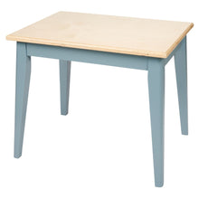 Tavolo in legno laccato