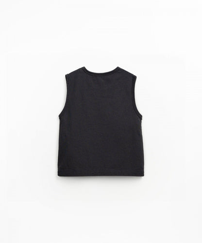 T-shirt smanicata in jersey