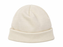 Cappellino Neonato in Merino e Seta (85% Lana Merino, 15% Seta Certificata Oeko-Tex)