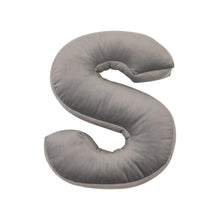 Lettera in velluto C