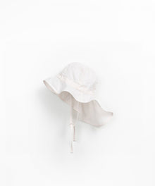 Cappello intrecciato