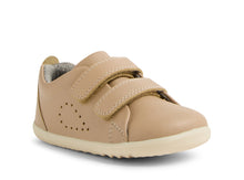 STEP UP GRASS COURT WARM TAUPE